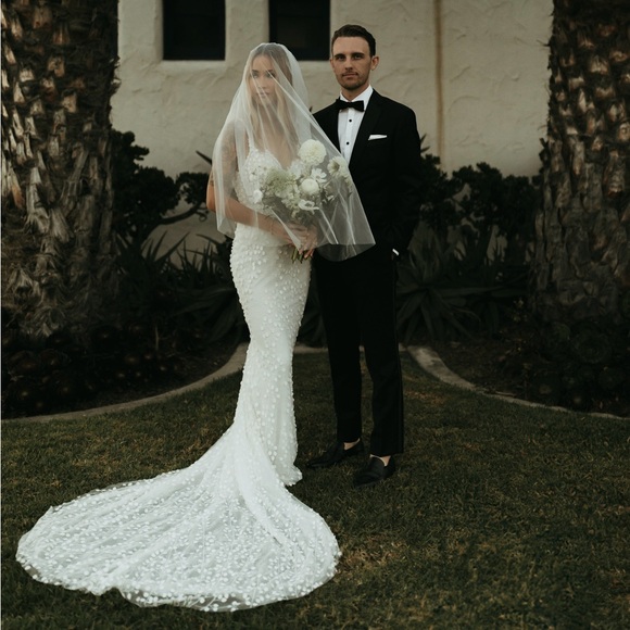 MWL MADE WITH LOVE | MOLLY VEIL - Picture 10 of 14